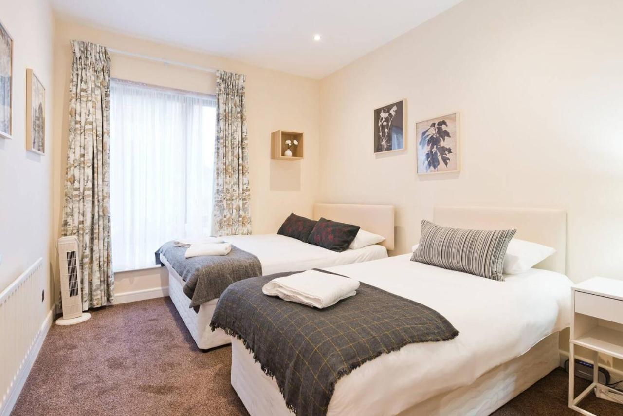 Captivating 2-Bed Apartment In Dublin 1 Extérieur photo