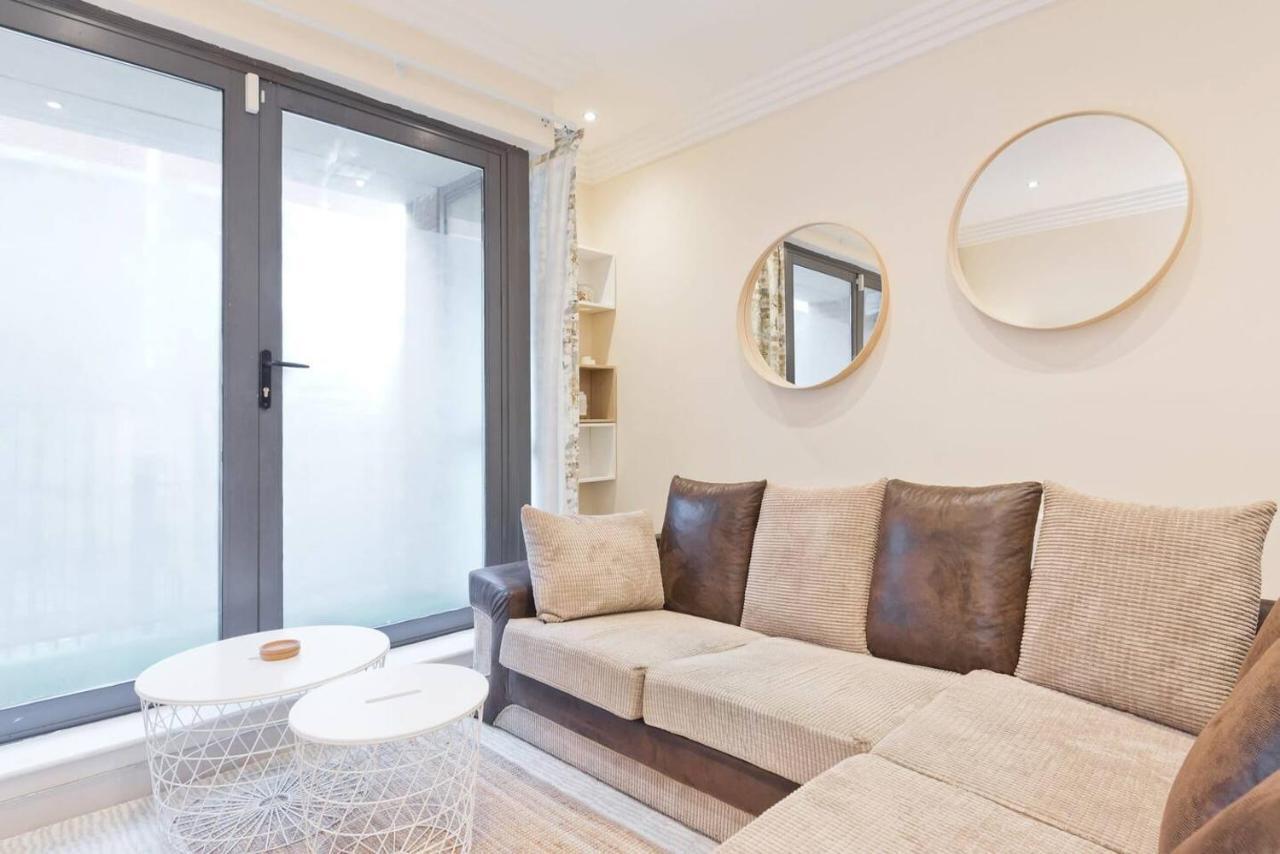 Captivating 2-Bed Apartment In Dublin 1 Extérieur photo